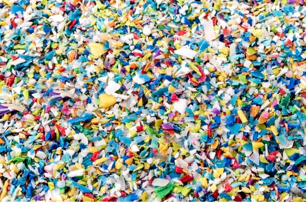 元材:パレット(市場回収品)